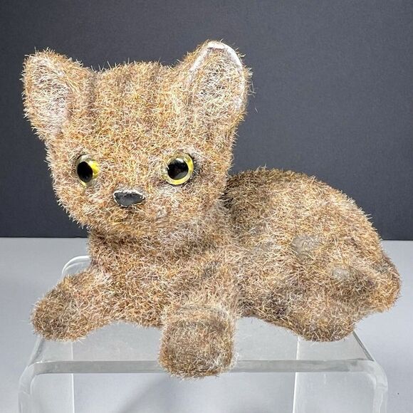 Vintage Josef Originals Tabby Cat Flocked Figurine Original Label Made in Japan - Picture 3 of 9